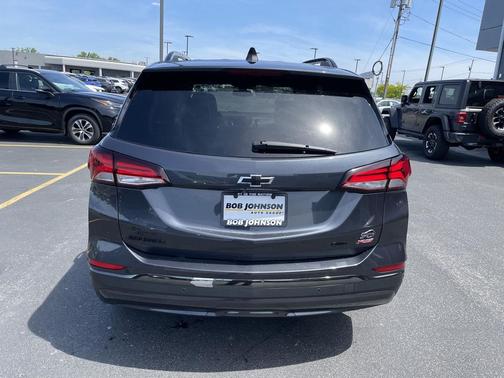 Iron Gray Metallic 2022 Chevrolet Equinox AWD RS