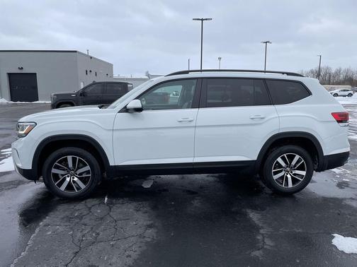2023 Volkswagen Atlas 2.0T SE