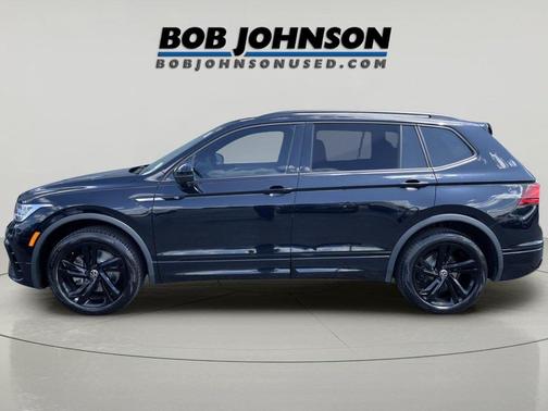 Deep Black Pearl 2024 Volkswagen Tiguan 2.0T SE R-Line Black 4MOTION