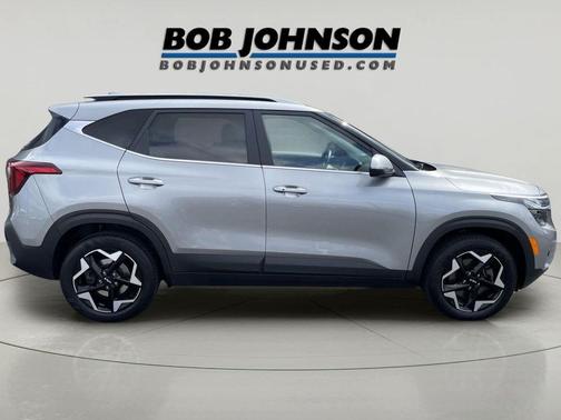 Steel Gray 2024 Kia Seltos EX