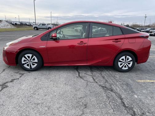 2018 Toyota Prius Three