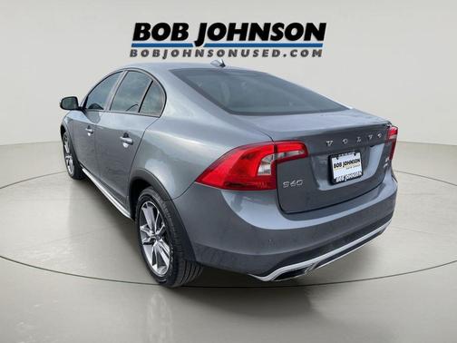 2017 Volvo S60 Cross Country T5