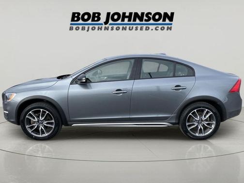 2017 Volvo S60 Cross Country T5