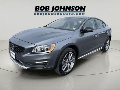 2017 Volvo S60 Cross Country T5