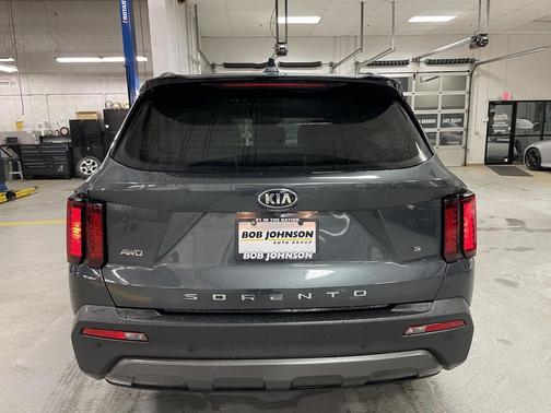 2021 Kia Sorento S