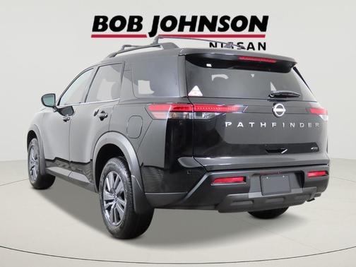 Super Black 2026 Nissan Pathfinder SV