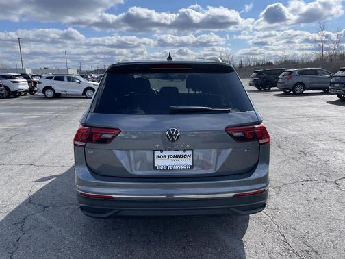 2023 Volkswagen Tiguan 2.0T SE 4MOTION