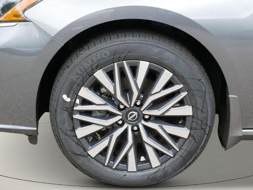 Gun Metallic 2026 Nissan Altima SV AWD