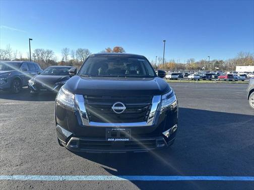 2025 Nissan Pathfinder S 4WD