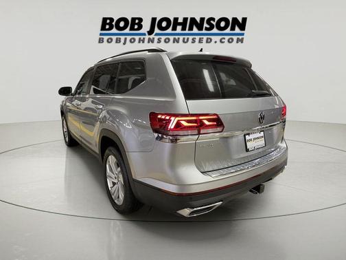 2023 Volkswagen Atlas 3.6L SE w/Technology