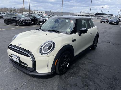 2023 MINI Hardtop Cooper