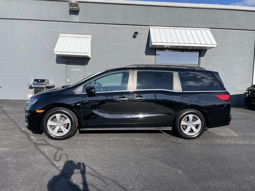 Crystal Black Pearl 2020 Honda Odyssey EX-L w/Navigation/RES