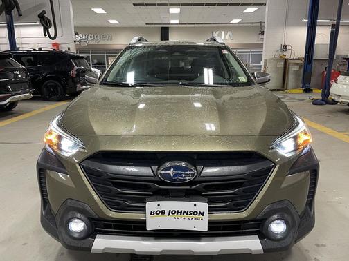 2023 Subaru Outback Touring XT