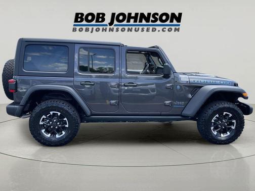 Granite Crystal Metallic Clearcoat 2025 Jeep Wrangler 4xe Rubicon