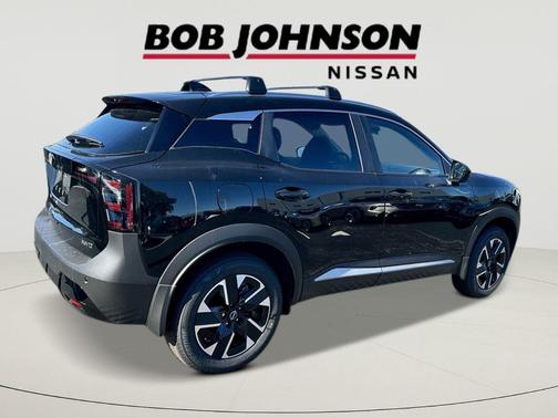 Super Black 2026 Nissan Kicks SV