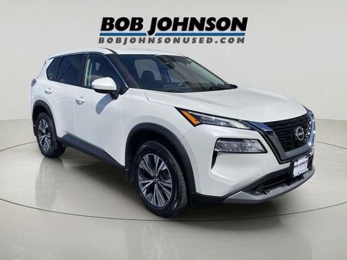 Pearl White Tricoat 2023 Nissan Rogue SV