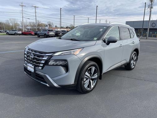 2024 Nissan Rogue SL