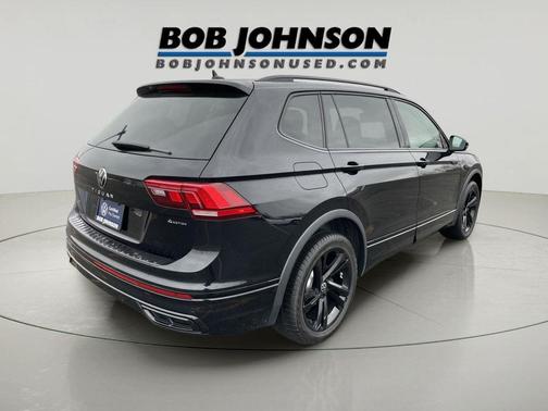 2023 Volkswagen Tiguan 2.0T SE R-Line Black 4MOTION