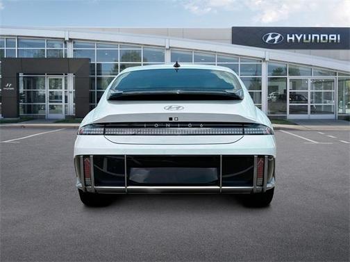 2025 Hyundai IONIQ 6 SEL