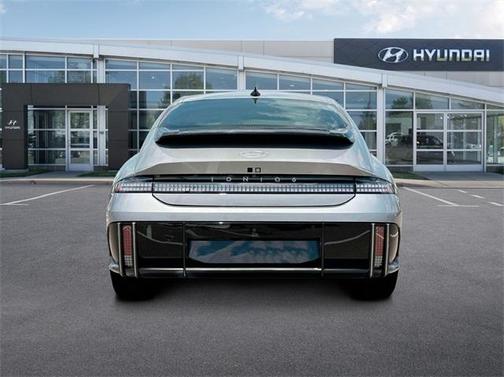 2025 Hyundai IONIQ 6 Limited