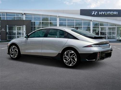 2025 Hyundai IONIQ 6 Limited