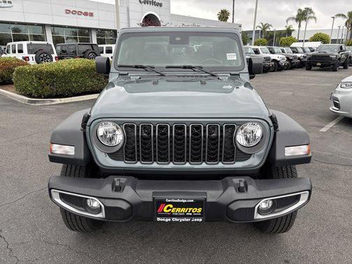 2025 Jeep Gladiator Sport S