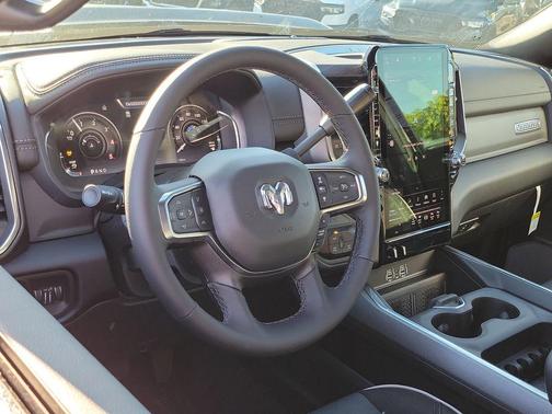 2026 RAM 3500 Laramie Crew Cab 4x4 8' Box