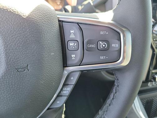 2026 RAM 2500 Laramie Crew Cab 4x4 6'4' Box