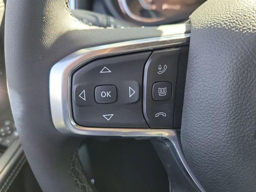 2026 RAM 2500 Laramie Crew Cab 4x4 6'4' Box