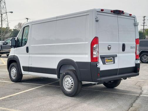 2026 RAM ProMaster 1500 Low Roof