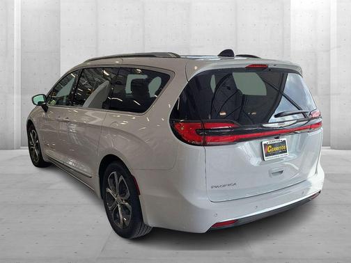 2026 Chrysler Pacifica L
