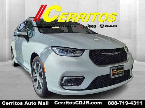 2026 Chrysler Pacifica L