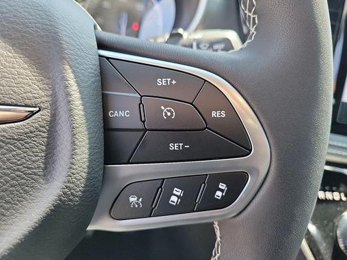 2026 Chrysler Pacifica L