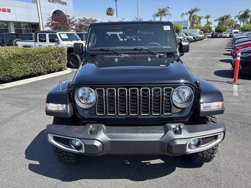 2025 Jeep Gladiator Big Bear