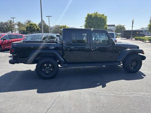 2025 Jeep Gladiator Big Bear