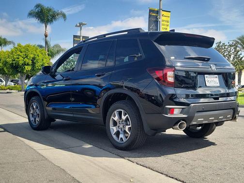 Crystal Black Pearl 2023 Honda Passport AWD TrailSport