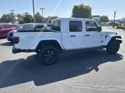 2025 Jeep Gladiator Big Bear
