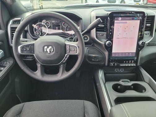 2026 RAM 2500 Big Horn Crew Cab 4x4 6'4' Box