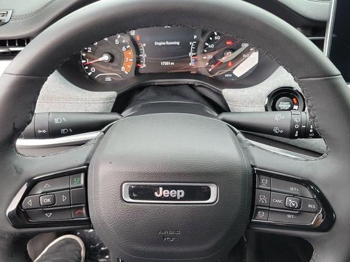 2023 Jeep Compass Latitude Lux