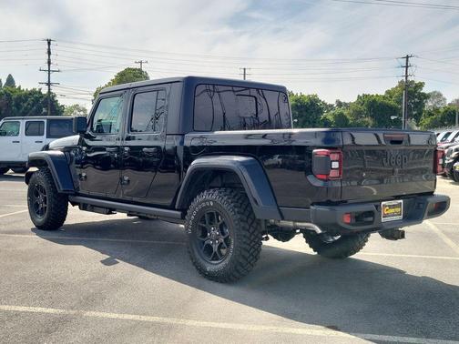 2026 Jeep Gladiator Willys 4x4