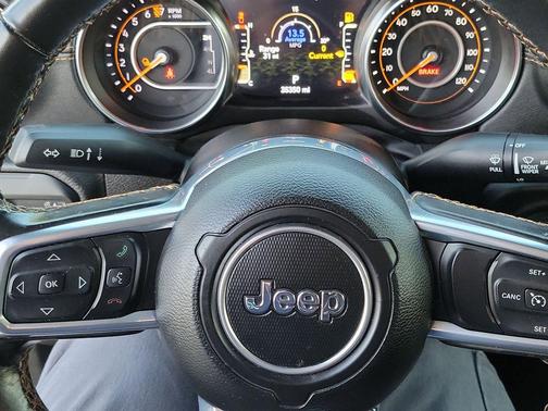 Sting-Gray Clearcoat 2023 Jeep Gladiator High Altitude 4x4