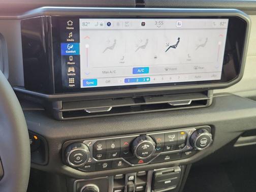 2026 Jeep Gladiator Willys 4x4