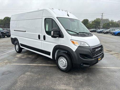 2025 RAM ProMaster 2500 Tradesman