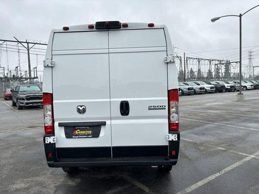 2025 RAM ProMaster 2500 Tradesman