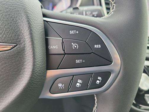 2026 Chrysler Pacifica L