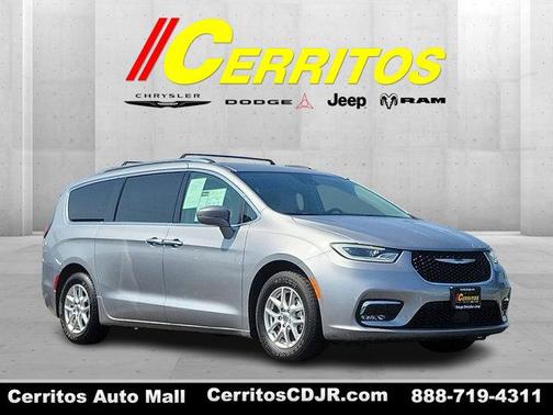 2021 Chrysler Pacifica Touring L