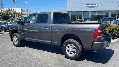 2024 RAM 3500 Big Horn Crew Cab 4x4 6'4' Box