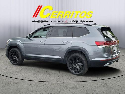 Gray 2025 Volkswagen Atlas 2.0T SE w/Technology