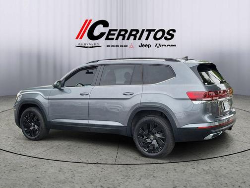 Gray 2025 Volkswagen Atlas 2.0T SE w/Technology