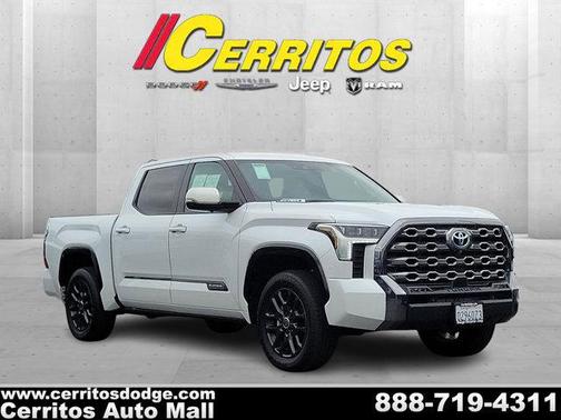 2024 Toyota Tundra Hybrid Platinum